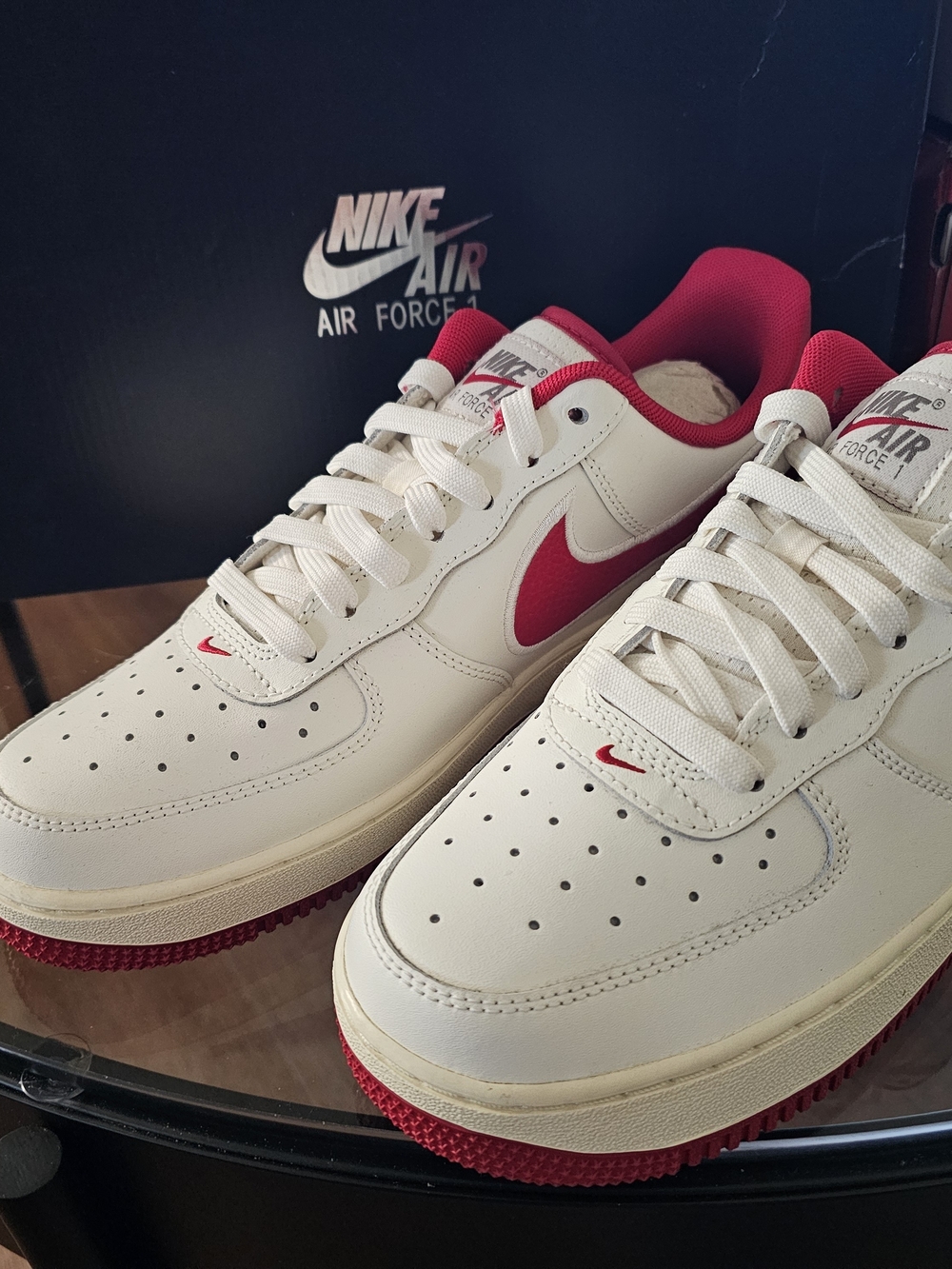 Nike Air Force 1 Low White/Pink Sneakers